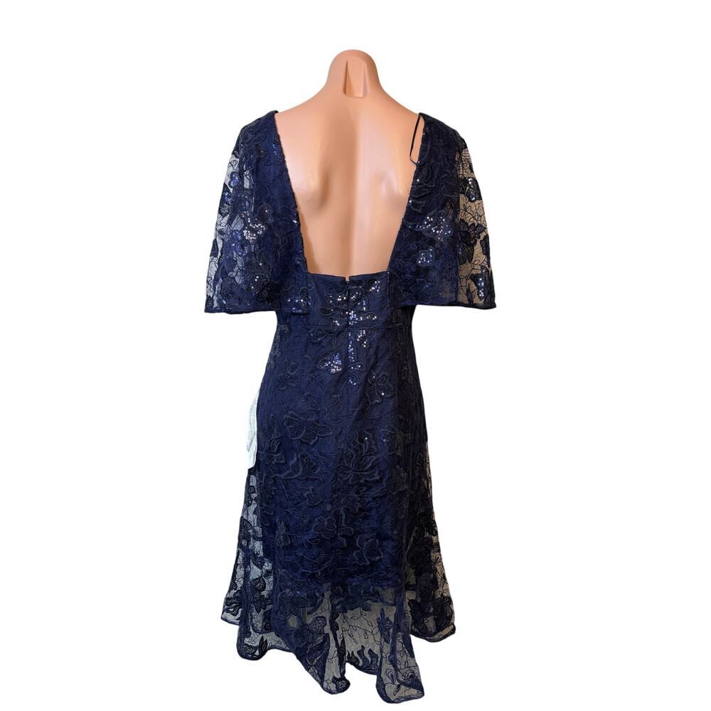 Dress the Population Roseanna Lace Sequin Fit & Flare Dress Medium Cocktail NWT - Picture 4 of 11